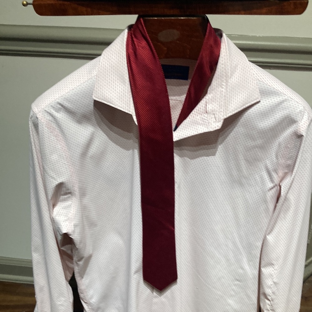 Men’s Perry Ellis red/white french collar 16 1/2 34/35 shirt tie sold separately